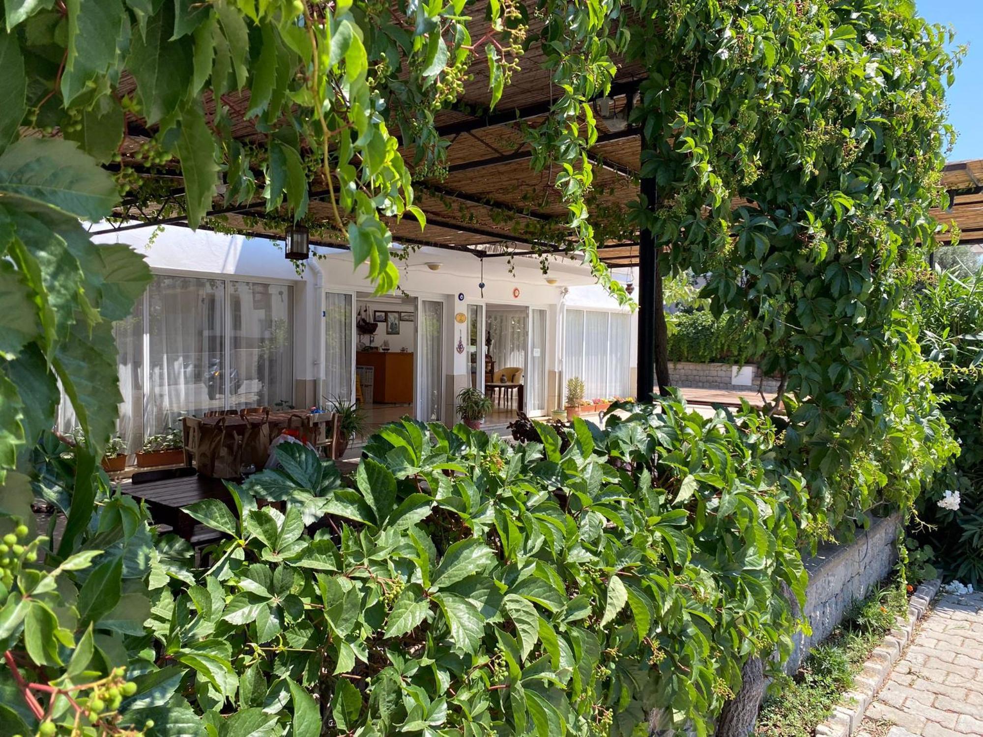 Fora Apart Otel Çeşme Exterior foto