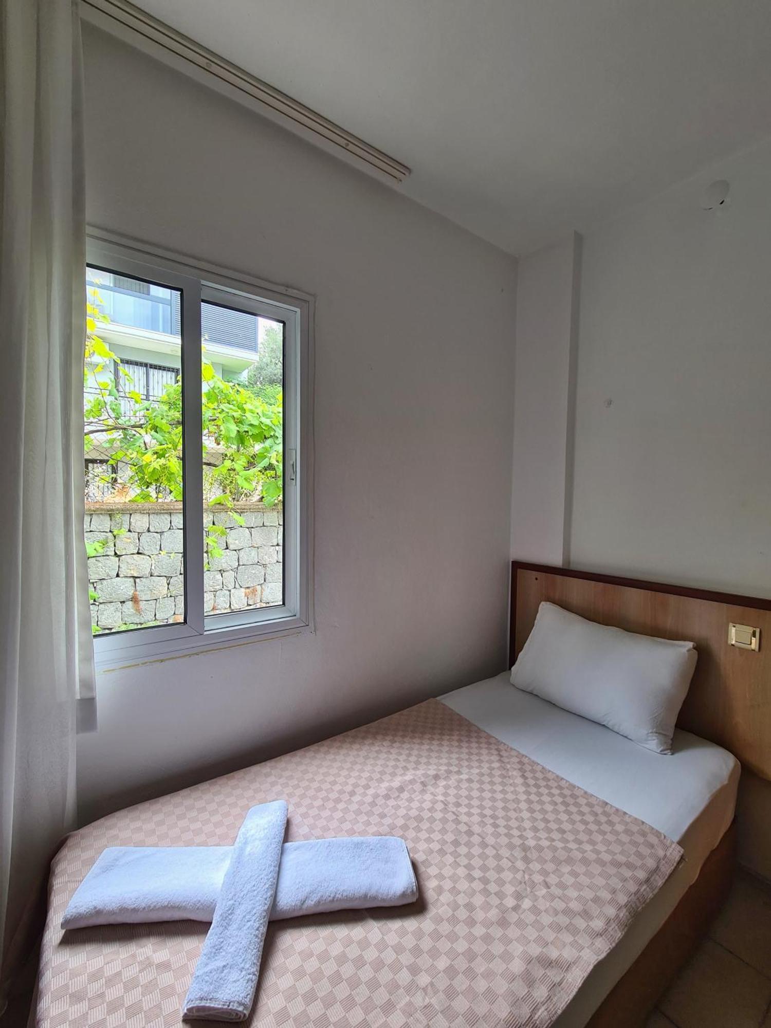 Fora Apart Otel Çeşme Exterior foto