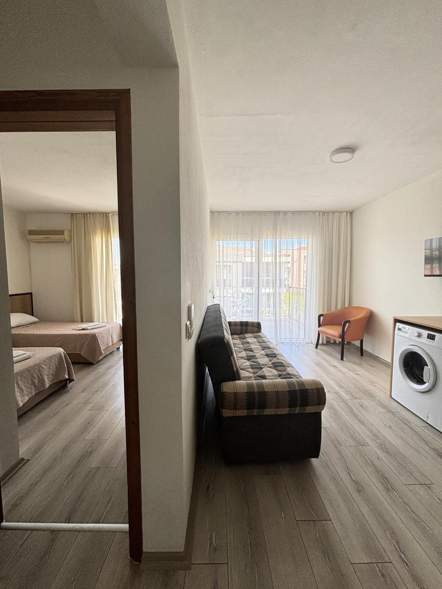 Fora Apart Otel Çeşme Exterior foto